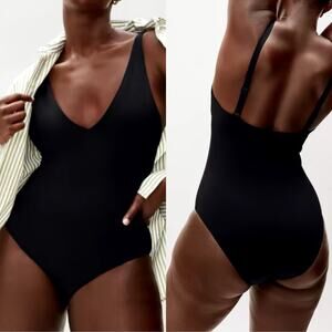 Everlane Renew V-Neck One Piece Swimsuit Black Women's XS NWT Adjustable Straps